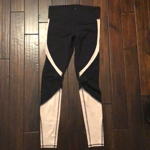 Alo yoga pants